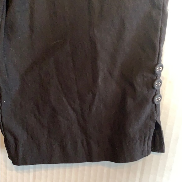 SALE!! Stretch crops.    2 - Picture 4 of 7